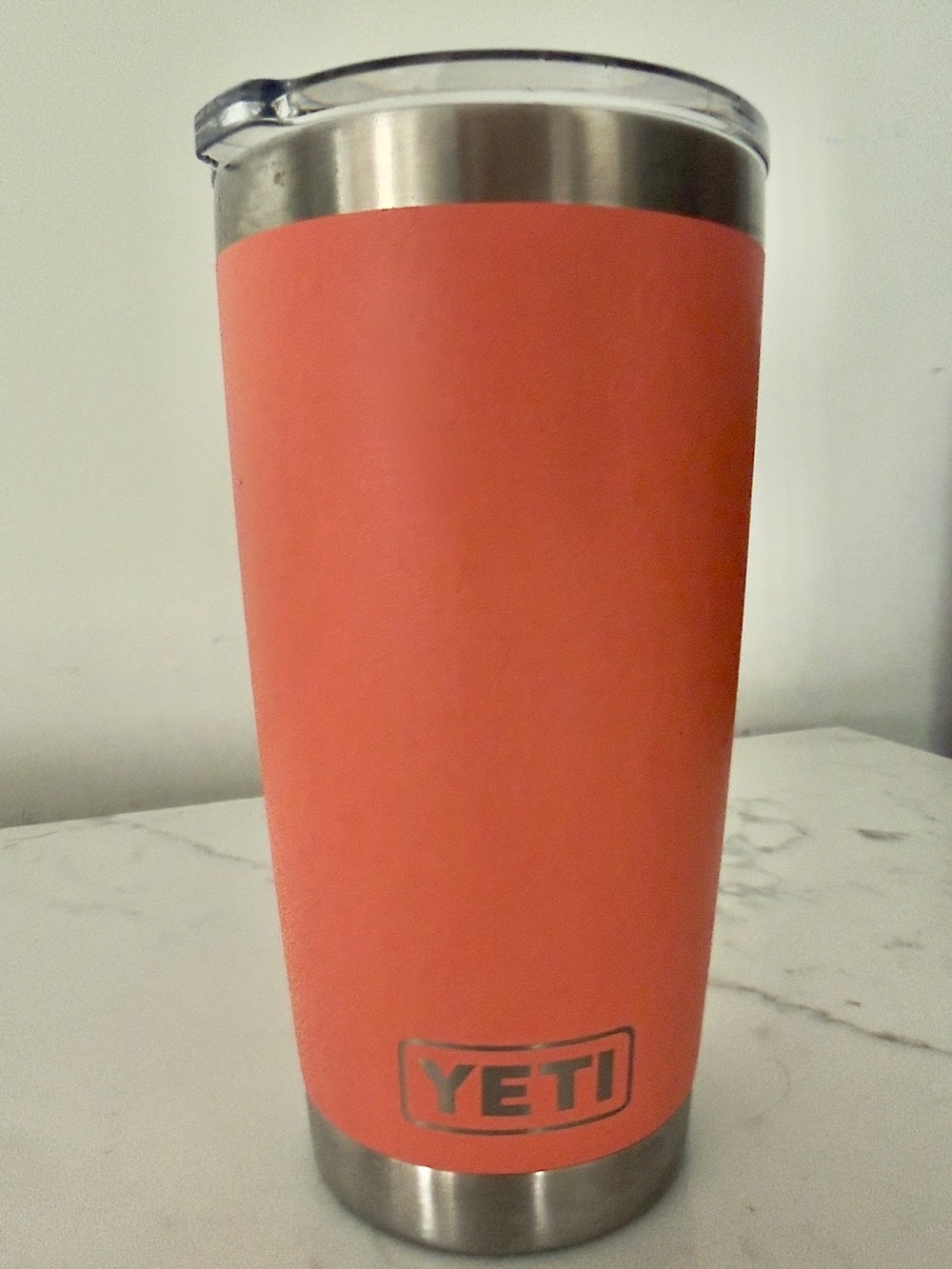 YETI Rambler 20 oz Stainless Steel Double Wall Vacuum Insulation Tumbler